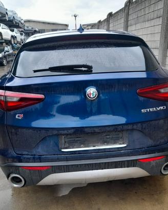 POSTERIORE ALFA ROMEO STELVIO 2018 PER RICAMBI