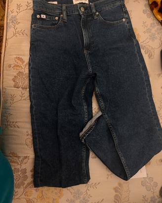Due paia di pantaloni in ottime condizine