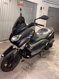 X-max 250 Momodesign