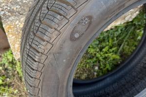 Gomme Pirelli all season 235/55/R 18