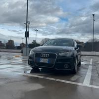 Audi A1 1.6 TDI 90 CV, PERFETTA PER NEOPATENTATI