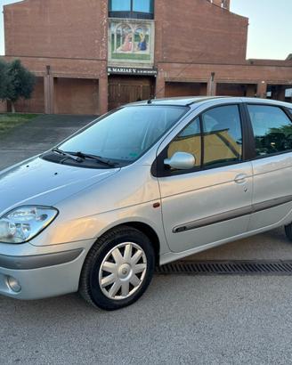 Renault Megane Scénic 1.9 dCi cat Expression
