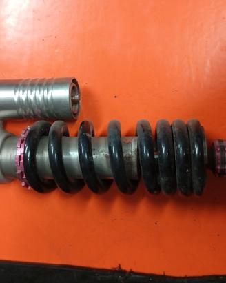 ammortizzatore posteriore trk 502