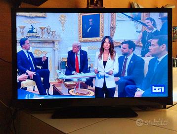Tv, marca Sony, modello Bravia, 46 pollici.
