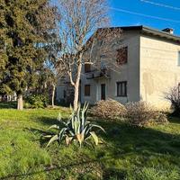 Casa singola con annessi