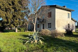 Casa singola con annessi