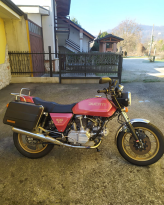 Ducati Darmah 900