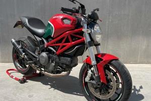 Ducati Monster 796+20° Anniversary ABS Akrapovic