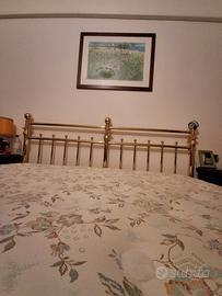 Letto matrimoniale in ottone + materasso. 