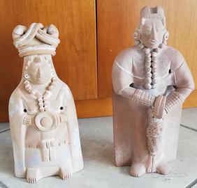 Statue messicane in terracotta