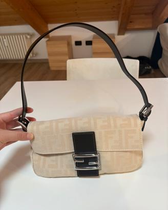 Borsa Fendi Baguette Originale