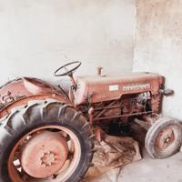 TRATTORE FARMALL D430 d'epoca