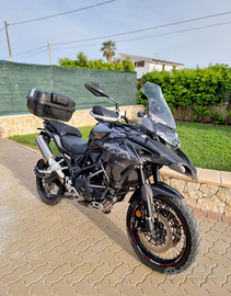 Benelli trk 502x