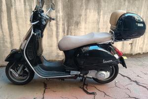 vespa gts 250