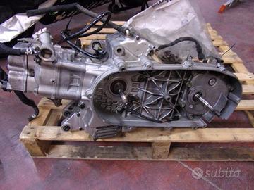 Motore revisionato SUZUKI BURGMAN 250 k3 k6