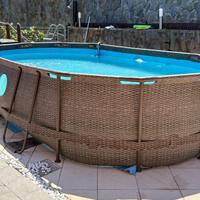 Piscina Bestway completa di tutto