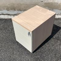 cassettiere in legno