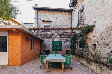 COMPLESSO A MANERBA DEL GARDA