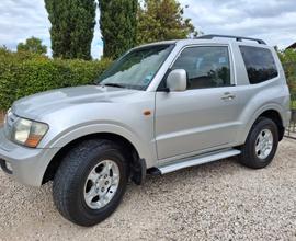 Mitsubishi Pajero 3.2 16V DI-D 3p. GLS1