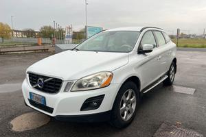 VOLVO XC60 AWD