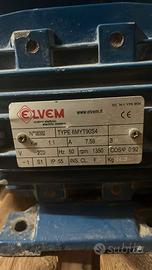 Motore elettrico trifasico per betoniera