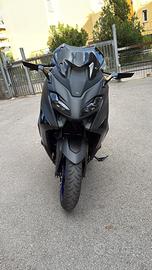 Yamaha T Max 560 - 2024