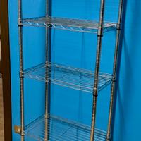 Scaffale cromato