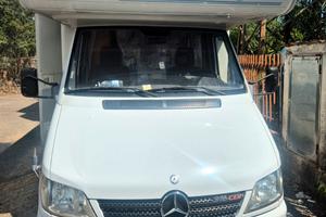 camper rimor mansardato