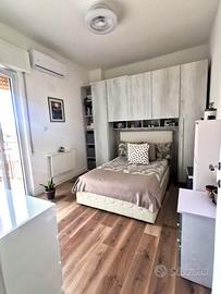 Stanza singola in zona Centocelle con balcone