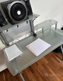 Scrivania in vetro temperato