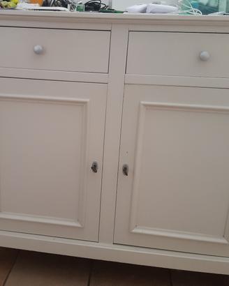 Credenza