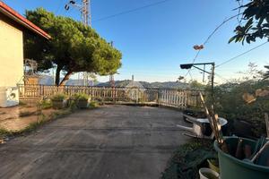 VILLA SINGOLA A GENOVA