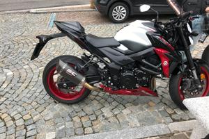Suzuki gsx s 750 Yugen carbon 9600 km