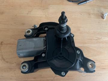 Motorino tergicristalli Mercedes B200-2011 post