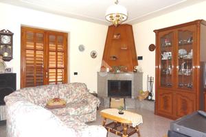 3 LOCALI A SAN GIORGIO DEL SANNIO