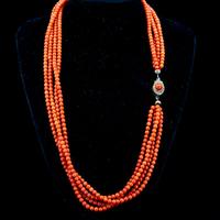 Collana multi-filo di perline di corallo Vintage