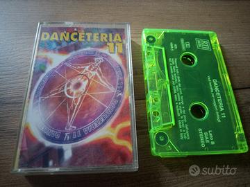 Musicassetta Danceteria 11 1995 buone condizioni
