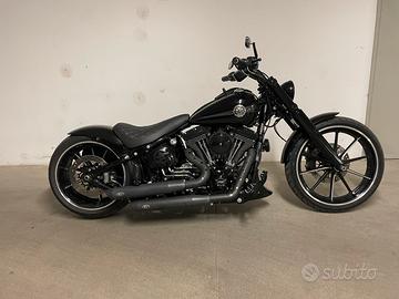 Harley Davidson Breakout