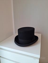 Cappello cilindro per cerimonia 