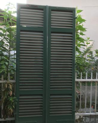 Persiana in legno usata