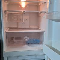 Frigo congelatore libera installa. LG funzionante 