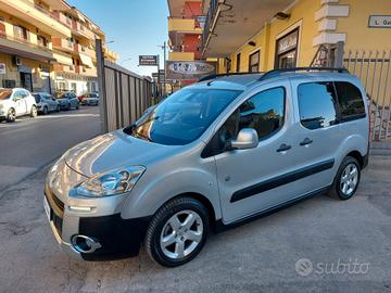 Peugeot Partner Tepee 1.6 HDi 92CV Outdoor "Full 