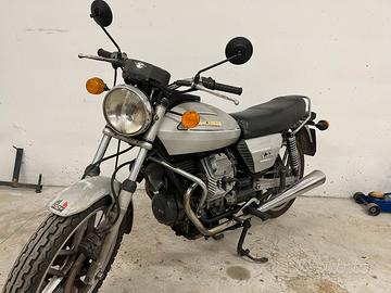 Moto Guzzi V35 ('79)