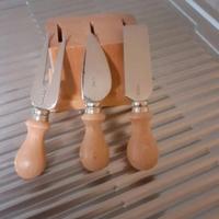 Set coltelli da formaggio in legno