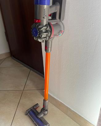 Aspirapolvere Dyson giocattolo