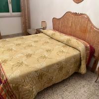 Letto matrimoniale classico legno effetto radica