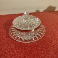 Barattolo o scatola di cristallo vintage