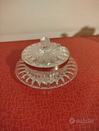 Barattolo o scatola di cristallo vintage