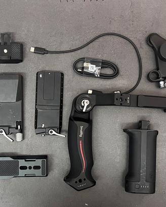 DJI  RS 4 Combo