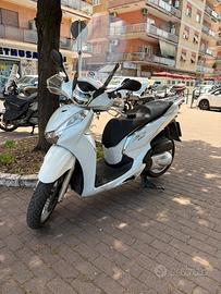 Honda sh 300 2019